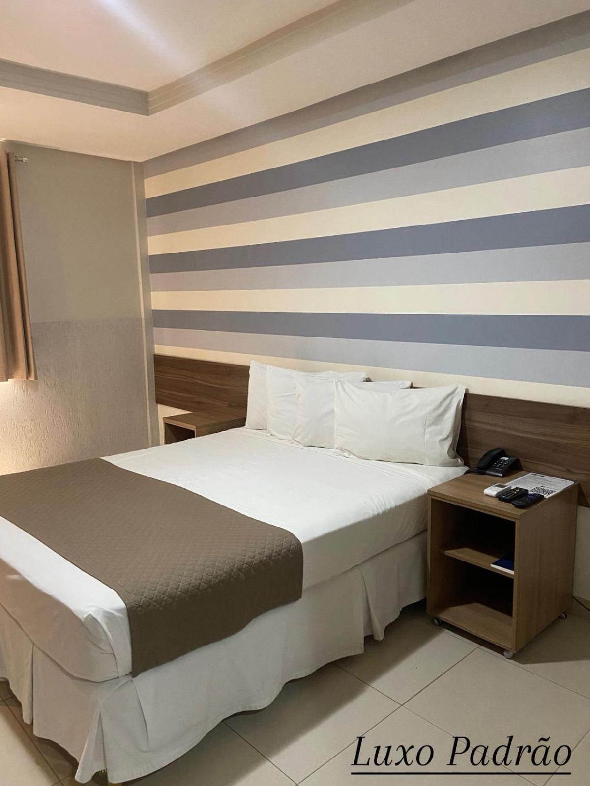 Deluxe Queen Room,1706829413:JPEG